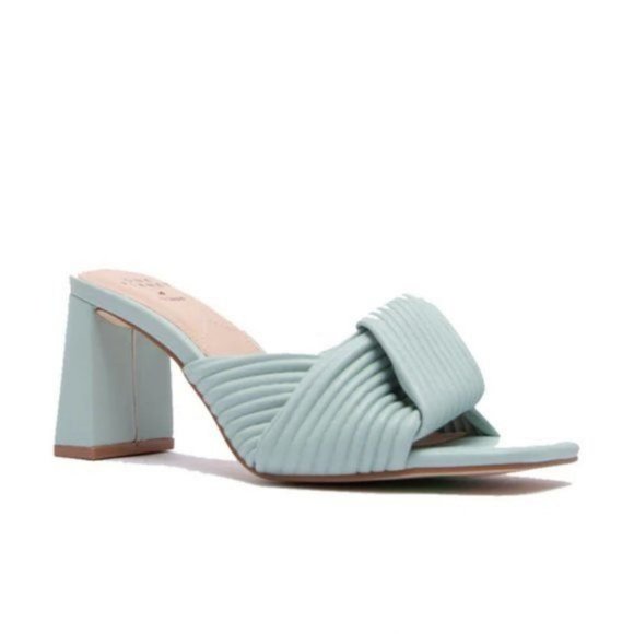 !! NEW !! Sustainable Square Toe Block Heel Mules in Mint Green    ﻿ - Picture 5 of 10